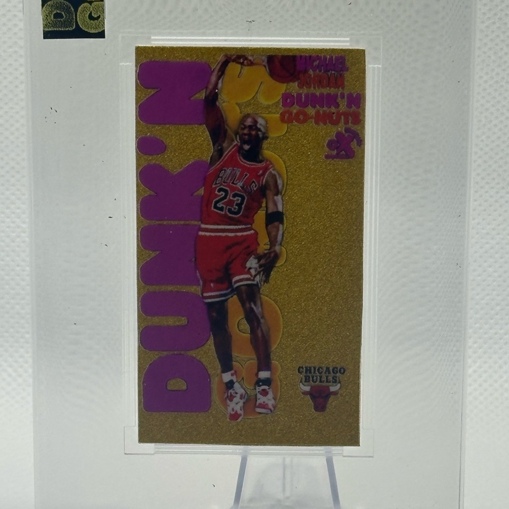 1998 GOLD Michael Jordan Dunk 'N Go Nuts Chicago Bulls VERY RARE!!!